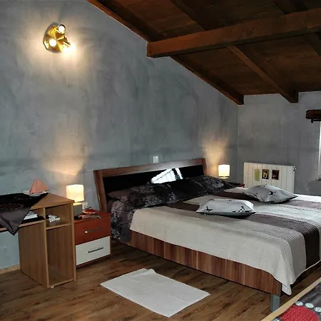Appartement Hrvatin Baderna 2 Bedroom Apts Poreč