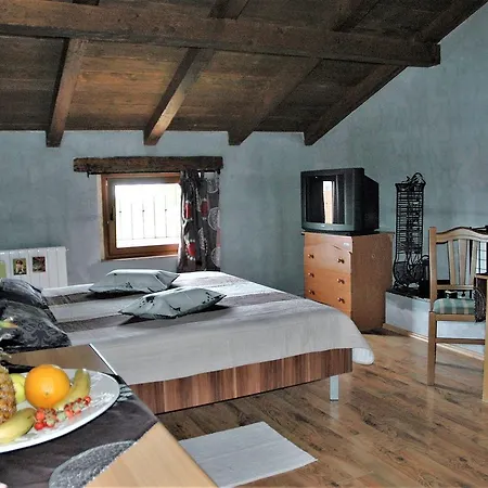 Hrvatin Baderna 2 Bedroom Apts Poreč