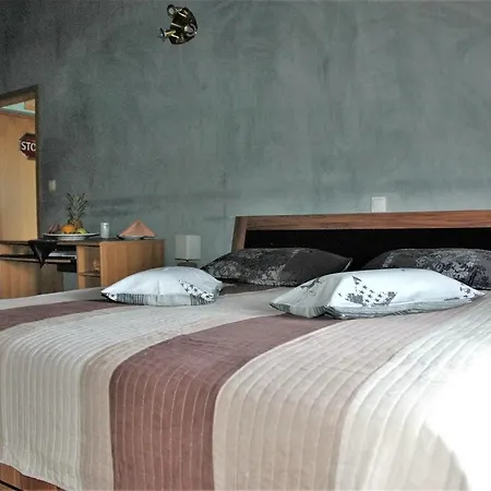 Hrvatin Baderna 2 Bedroom Apts Poreč