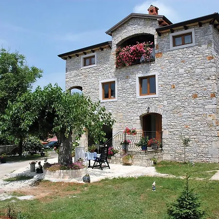 Hrvatin Baderna 2 Bedroom Apts Apartamento