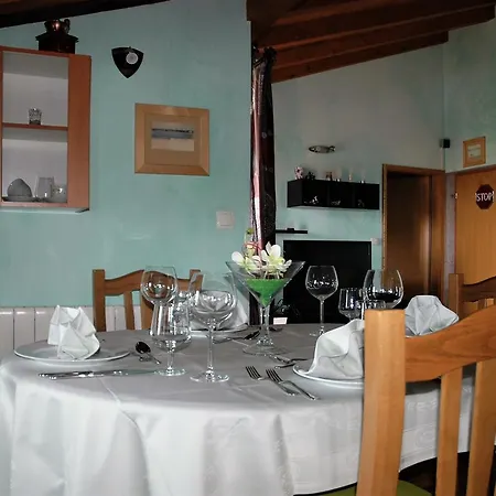 Hrvatin Baderna 2 Bedroom Apts Apartamento *